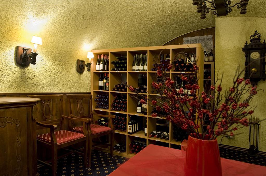 Borgo Dei Poeti Romantik Hotel มาแนร์บา เดล การ์ดา ภายนอก รูปภาพ