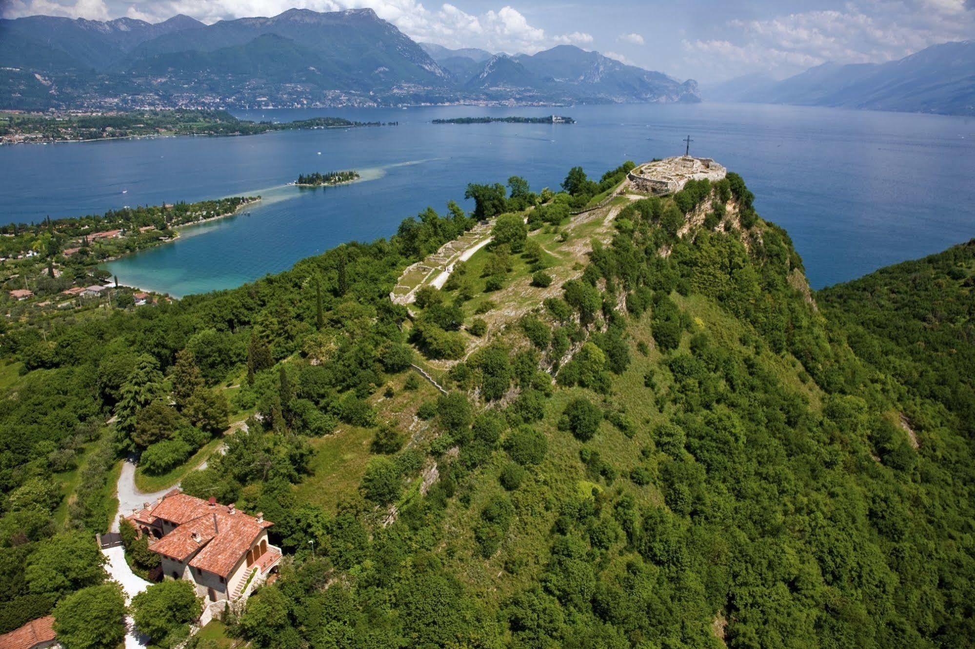 Borgo Dei Poeti Romantik Hotel มาแนร์บา เดล การ์ดา ภายนอก รูปภาพ